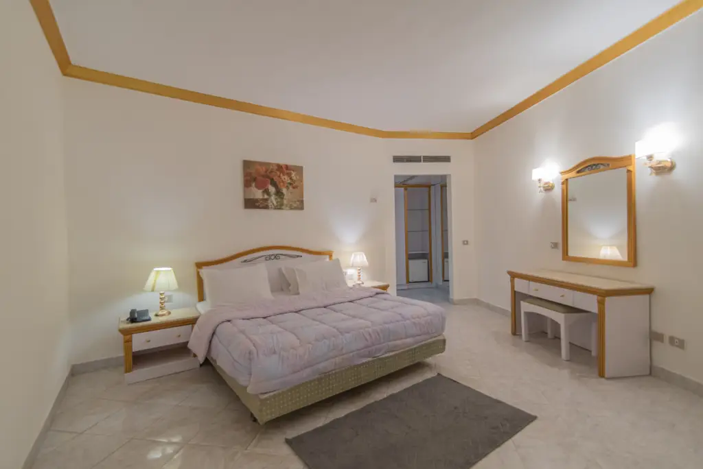 Suite_Master Bed Room